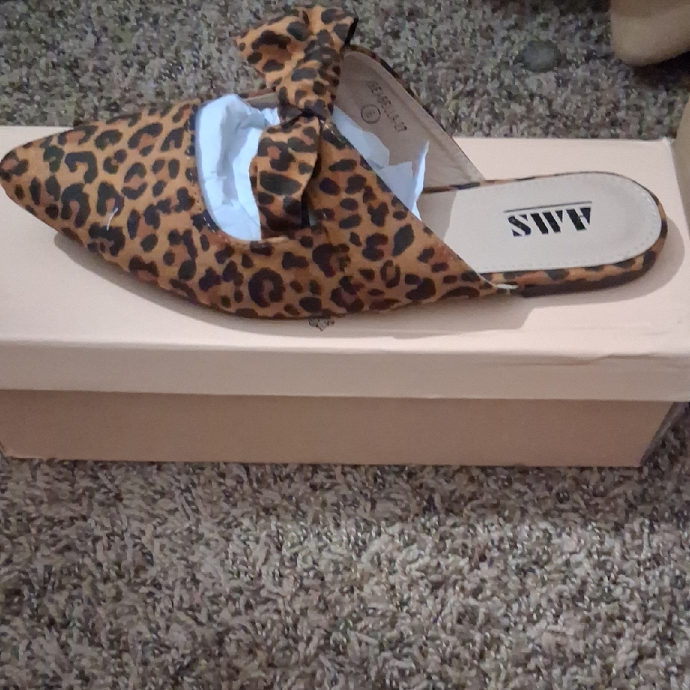 Brown Leopard Print Mules with Flat Sole